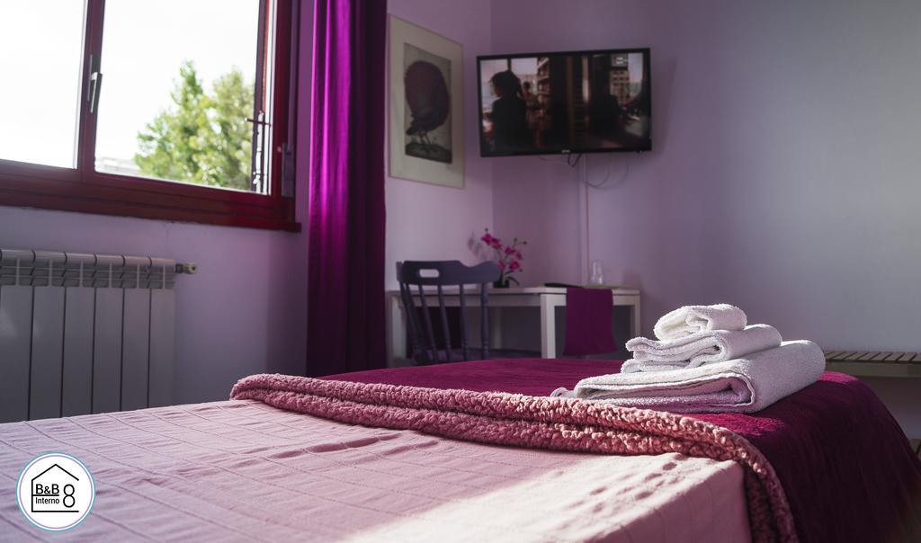 Interno 8 *