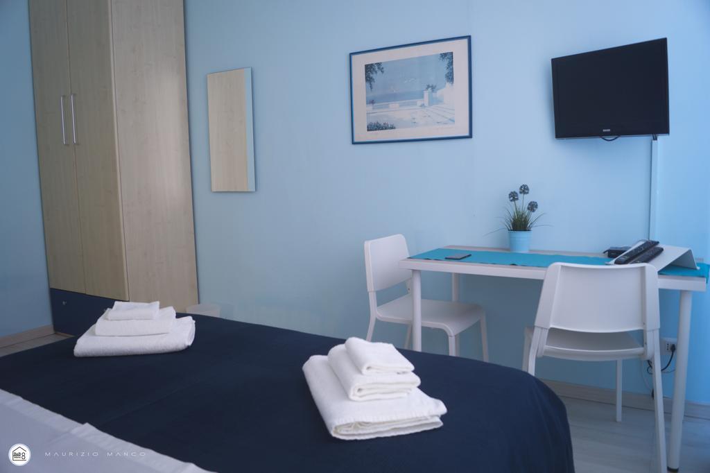 Interno 8 Roma