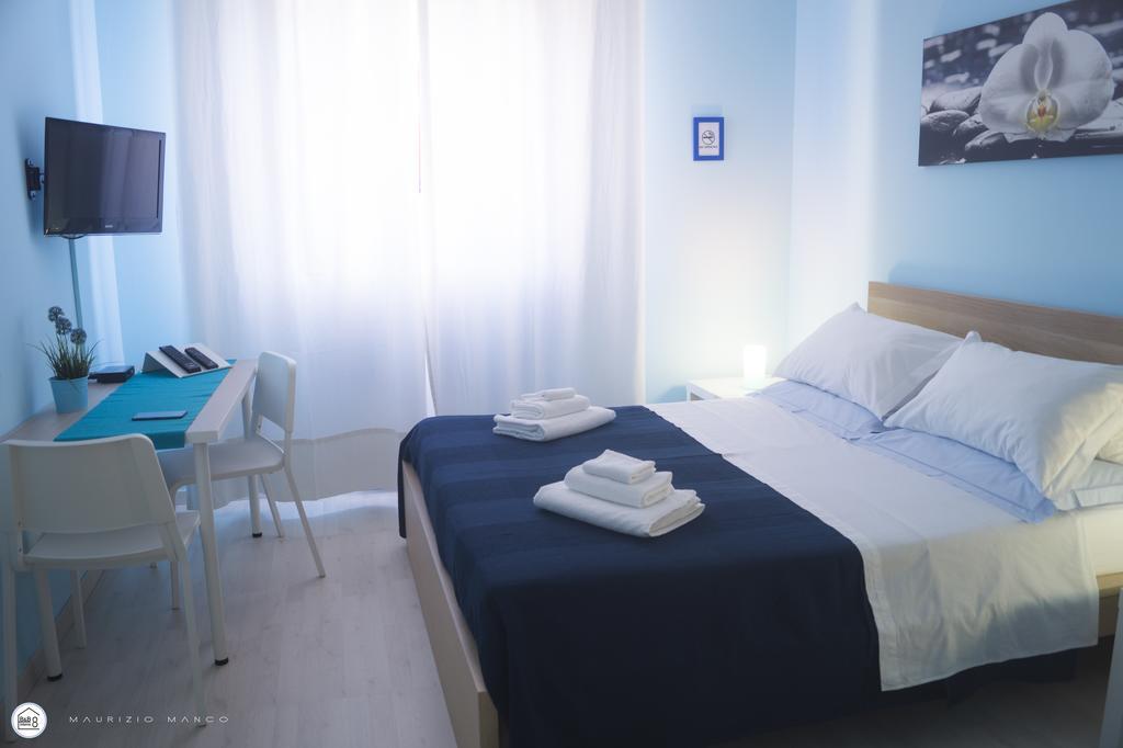 Interno 8